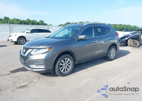 2017 Nissan Rogue Sv z USA, uszkodzony, nr VIN JN8AT2MV9HW255238
